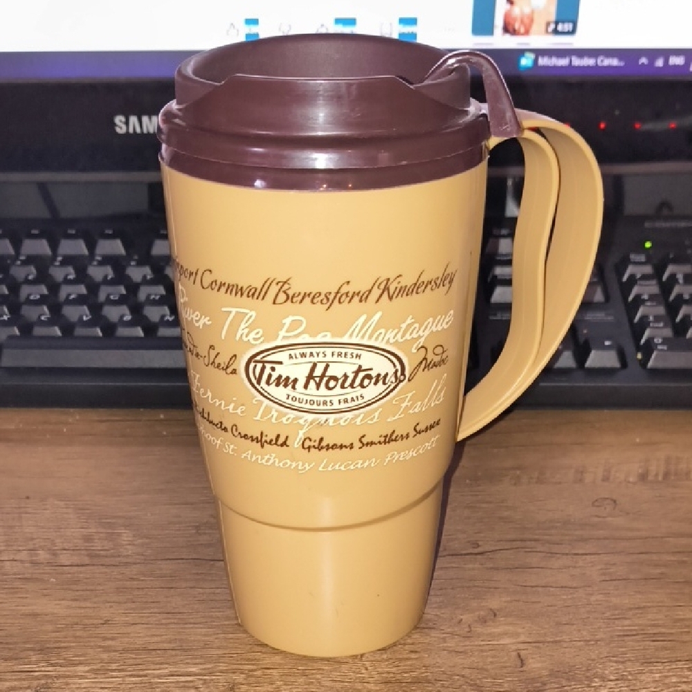 Vintage 2007 Tim Hortons Travel Mug - Canadian Towns Script Design - 16oz